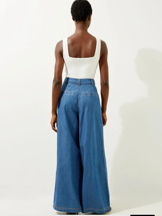 Karen Millen Tailored Chambray Denim Wide Leg Pleated Trousers - Picture 6 of 8